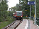 Einfahrt in die Endstation Ueckermnde Stadthafen fr den 928 650 am 31.Mai 2015.