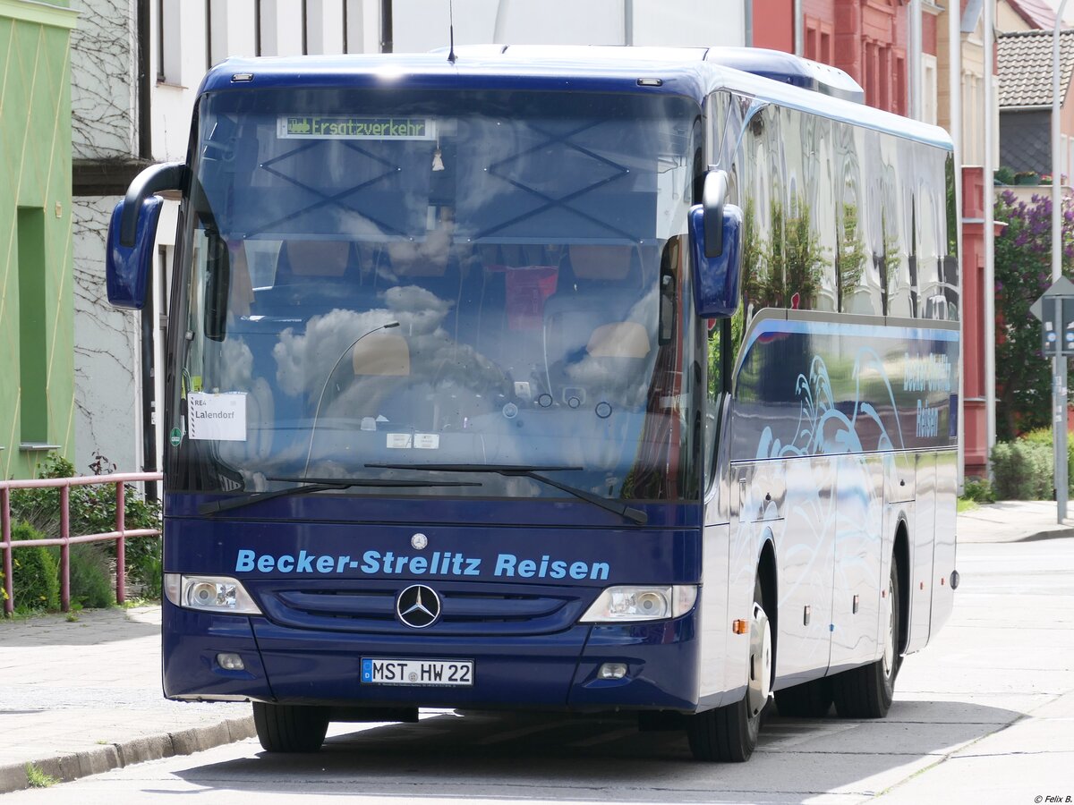 Mercedes Tourismo von Becker-Strelitz Reisen aus Deutschland in Neubrandenburg.