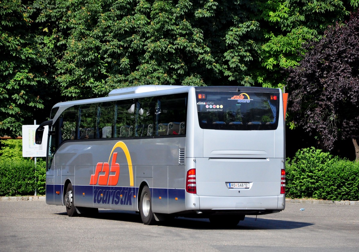 Mercedes Tourismo von SAB tours aus �sterreich im Juni 2015 in Krems.
