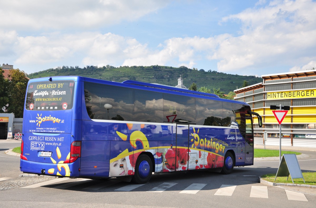 Setra 415 GT-HD von Datzinger Reisen aus Nieder�sterreich am 22.August 2014 in Krems.