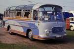 Mit diesem alten Setra Reisebus nahm sein Besitzer am 15.6.1990 an einem  gro�en Oldtimertreffen in Castrop - Rauxel teil.