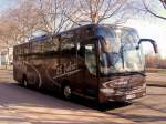 MERCEDES BENZ TOURISMO von HACKER Reisen aus Deutschland im M�rz 2013 in Wien gesehen.