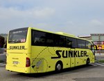 Mercedes Tourismo von Sunkler Reisen aus �sterreich in Krems gesehen.