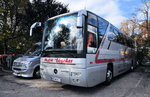 Mercedes Tourismo von L�scher Reisen aus �sterreich in Krems gesehen.
