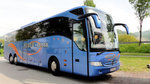 Mercedes Tourismo von Huber Reisen aus �sterreich in D�rnstein/Nieder�sterreich gesehen.
