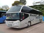 Neoplan Cityliner von Bischoff Touristik aus Deutschland im Stadthafen Sassnitz.