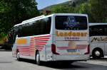 Setra 415 GT-HD von Landauer Reisen aus �sterreich am 18.4.2015 in Krems.
