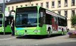 MB Citaro von Rh�nEnergie als Werbetr�ger f�r  M�BEL_PUNKT THALAU  steht am Busplatz Heertor in Fulda, Juni 2017